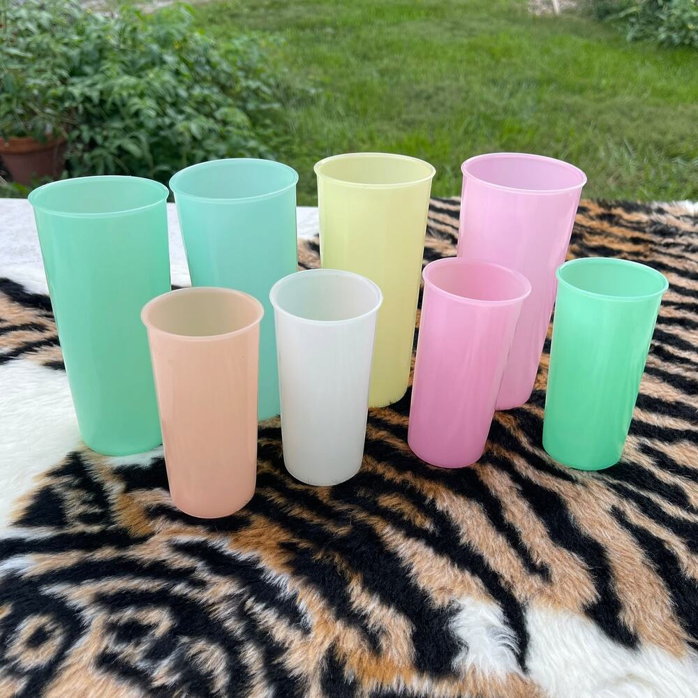 Vintage Tupperware Pastel Tumblers Cups Lot 8 Pink Green Yellow USA #115